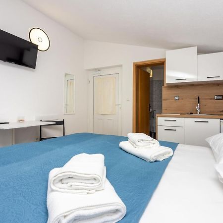 Apartments Porto Драмал Екстериор снимка