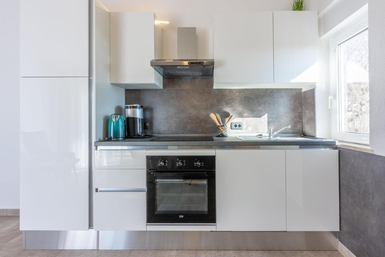 Apartments Porto Драмал Екстериор снимка