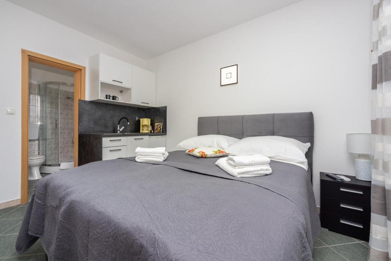 Apartments Porto Драмал Екстериор снимка