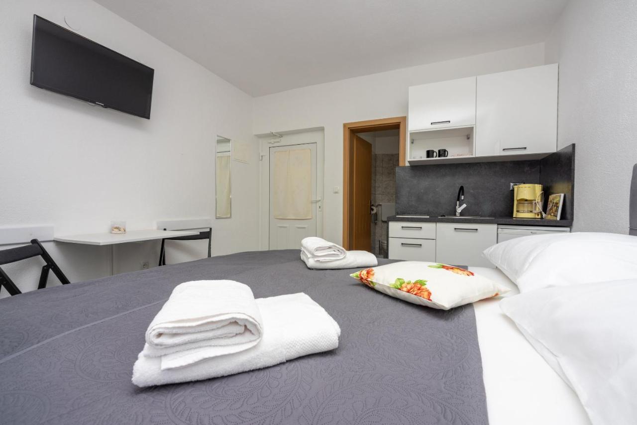 Apartments Porto Драмал Екстериор снимка